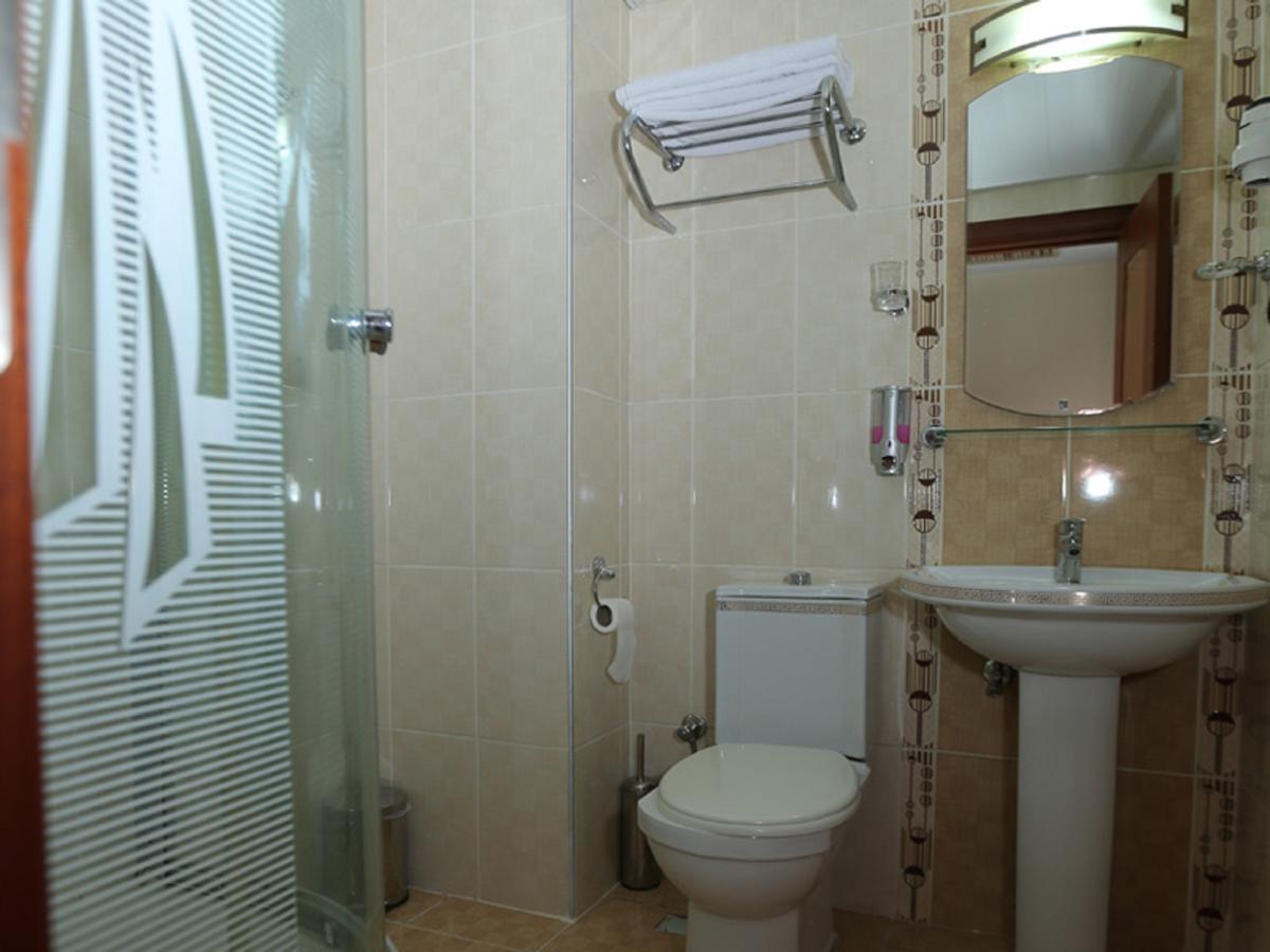 Kayalar Отель